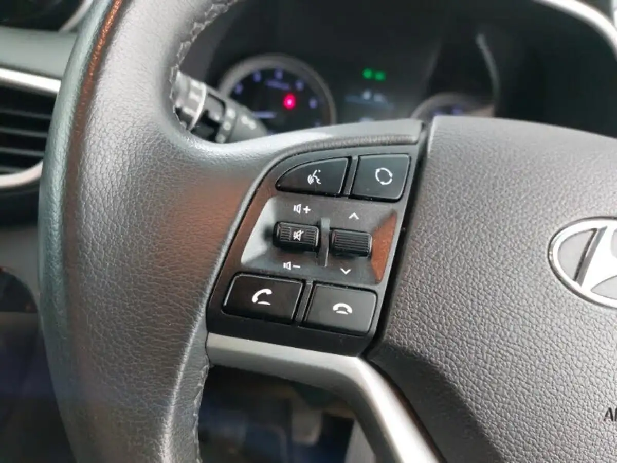 2019-hyundai-tucson-16-gdi-premium-big-13