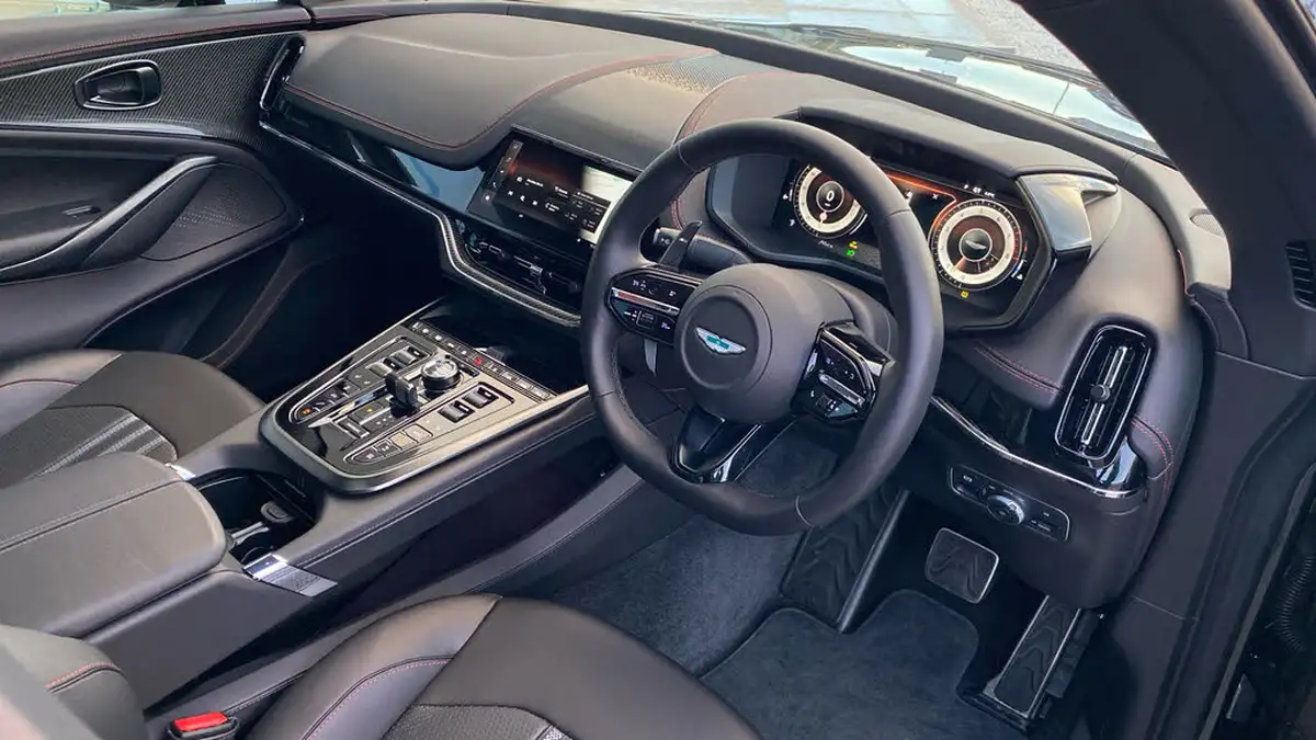 2024-aston-martin-dbx-40-v8-big-2