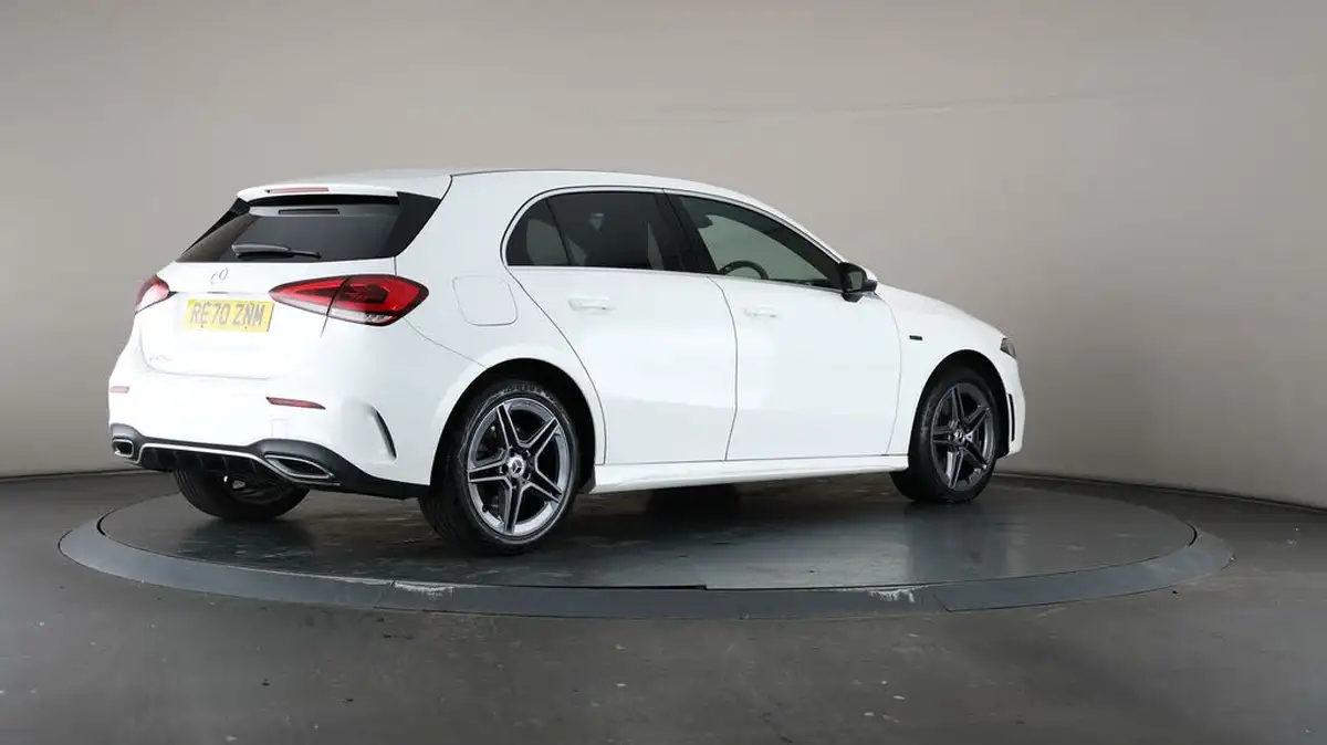 2020-mercedes-benz-a-class-13-a250e-amg-line-hatchback-5d-big-64