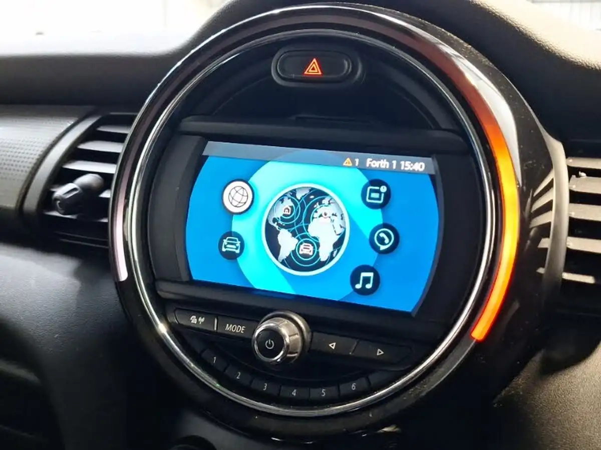 2020-mini-countryman-15-cooper-classic-auto-big-9