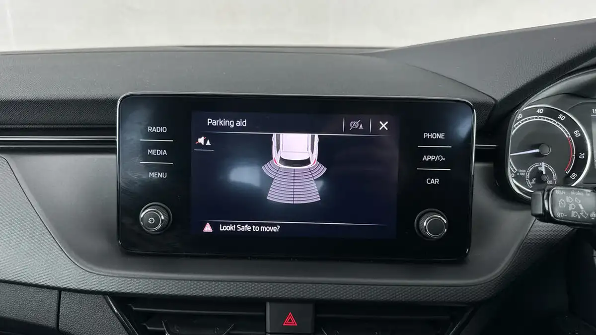 2021-skoda-kamiq-10-tsi-se-109ps-big-30