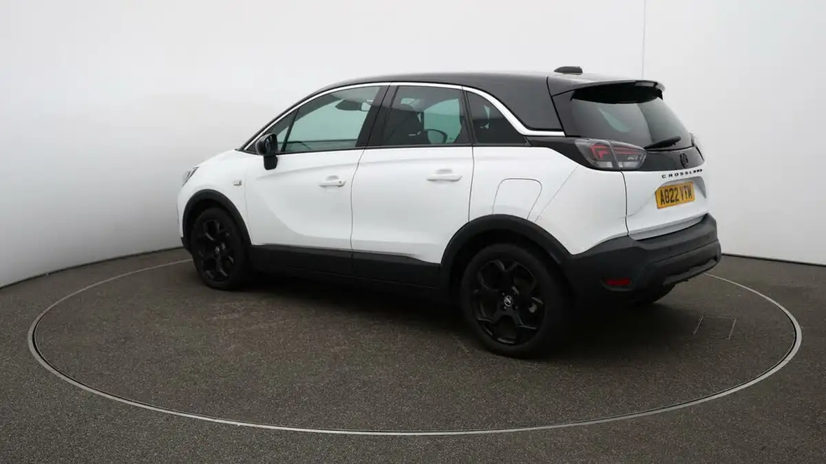 2022-vauxhall-crossland-12i-gs-line-big-33