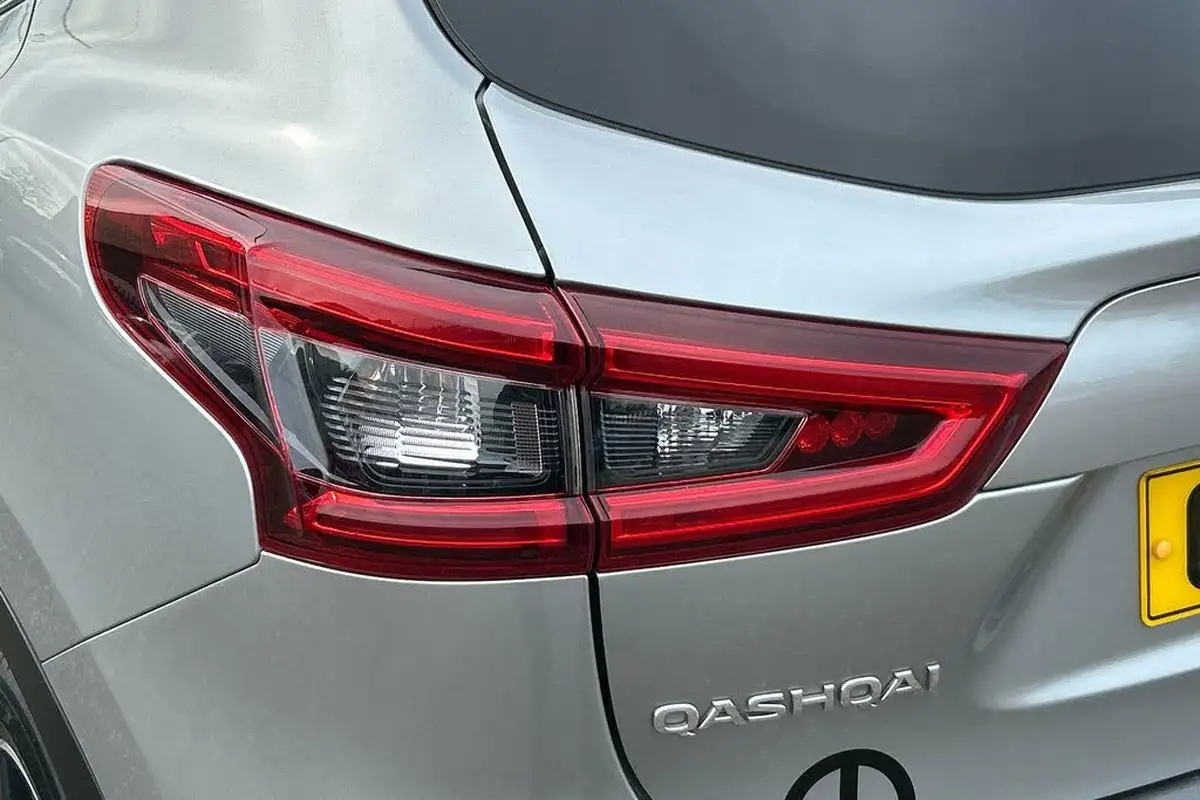 2020-nissan-qashqai-13-dig-t-n-connecta-160ps-dct-big-22