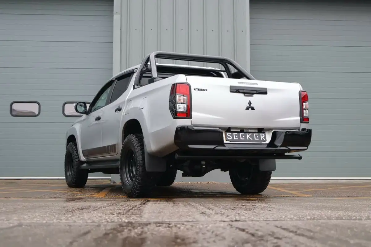 2020-mitsubishi-l200-22di-d-warrior-auto-big-6