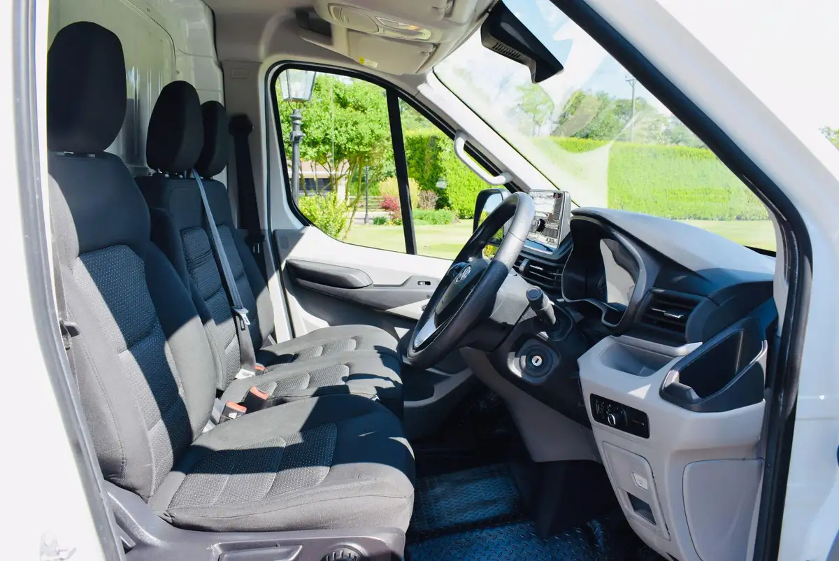 2021-maxus-deliver-9-20tdi-l3h2-big-9