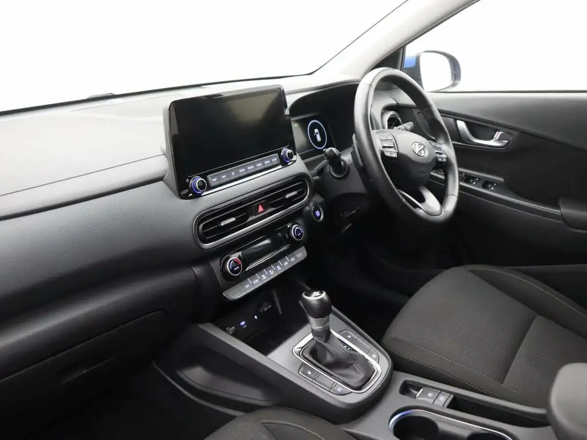 2022-hyundai-kona-16-gdi-premium-big-12