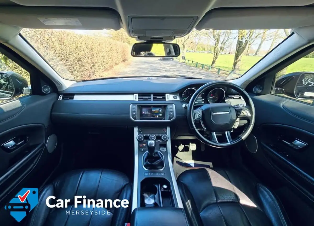 2016-land-rover-range-rover-evoque-20td4-se-tech-ss-hatchback-5d-big-30
