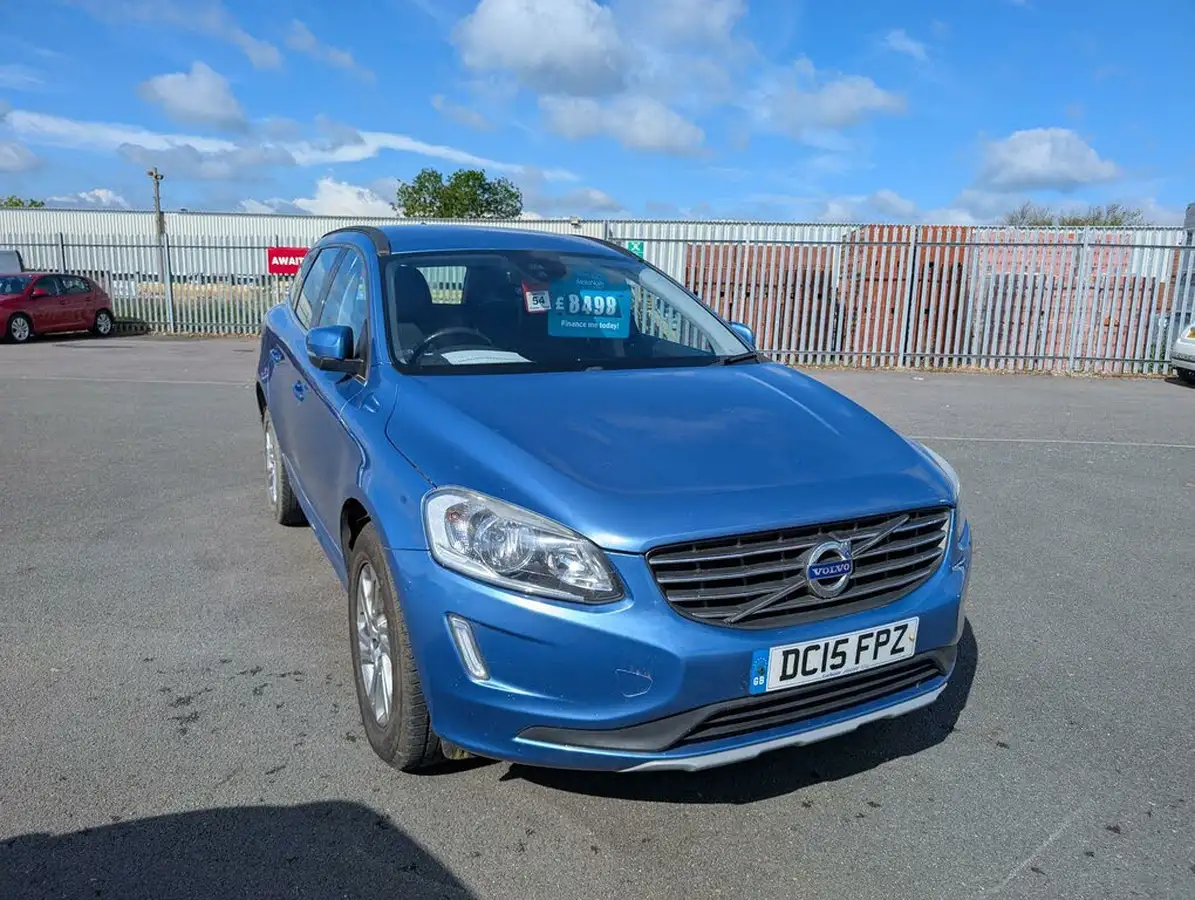 2015-volvo-xc60-20td-d4-se-190bhp-big-0