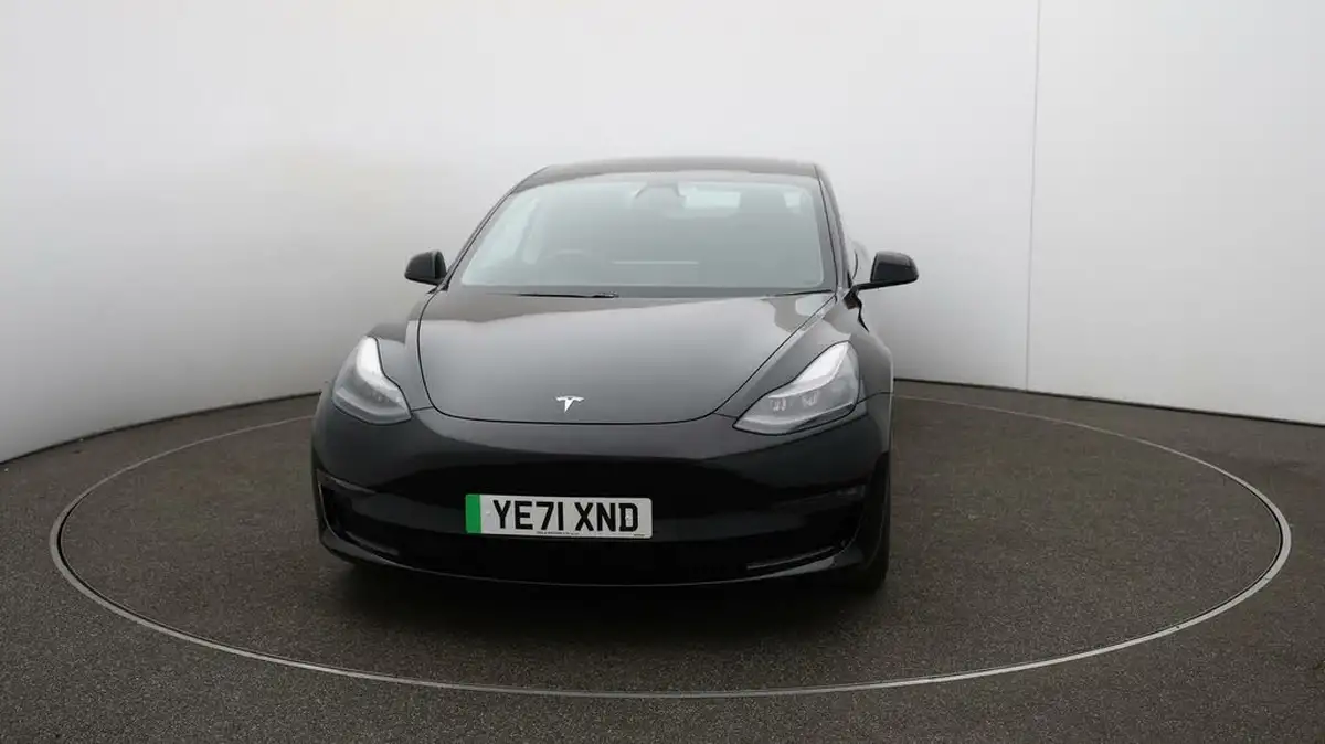 2021-tesla-model-3-e-long-range-awd-big-31