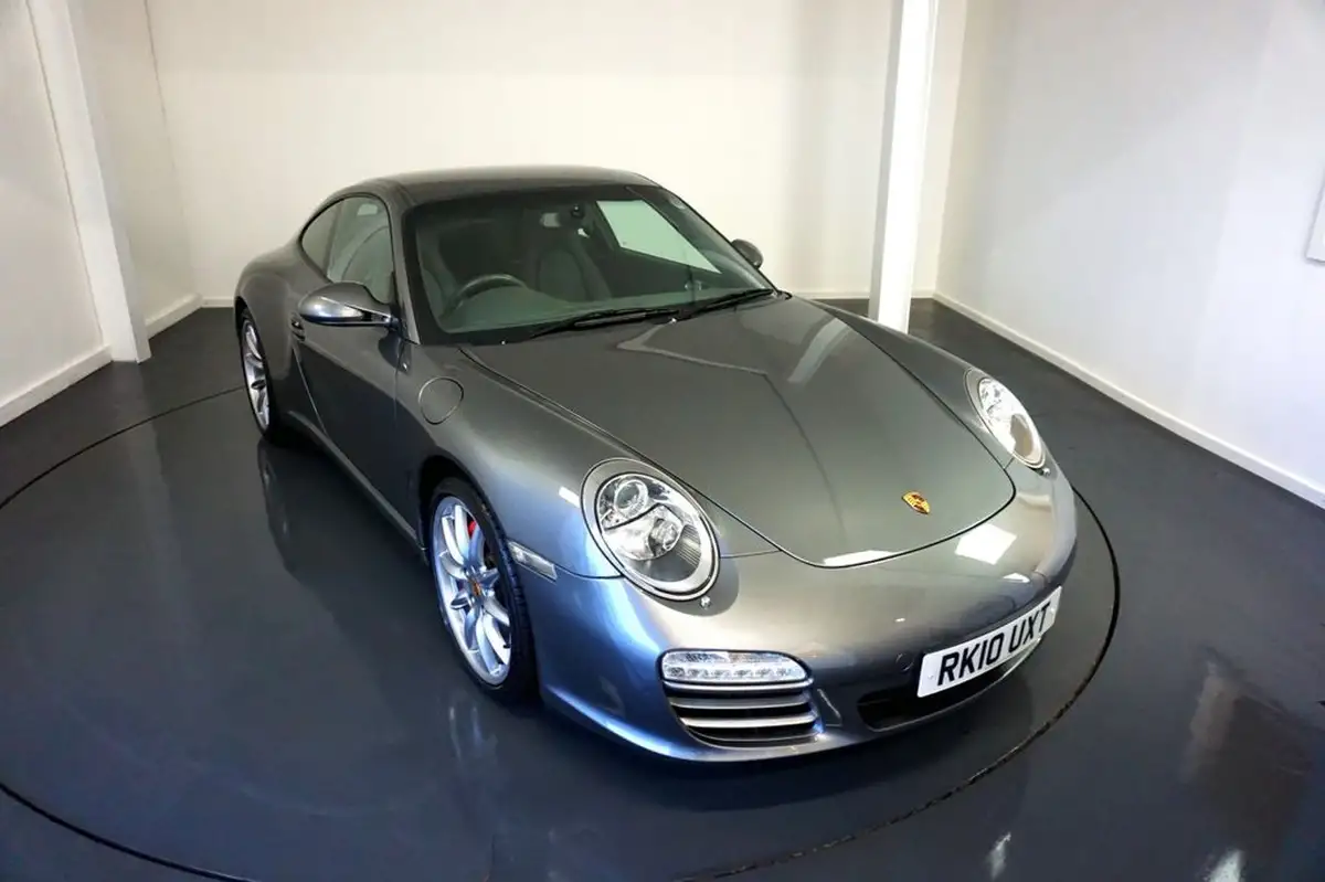 2010-porsche-911-38-carrera-4-s-coupe-pdk-big-14