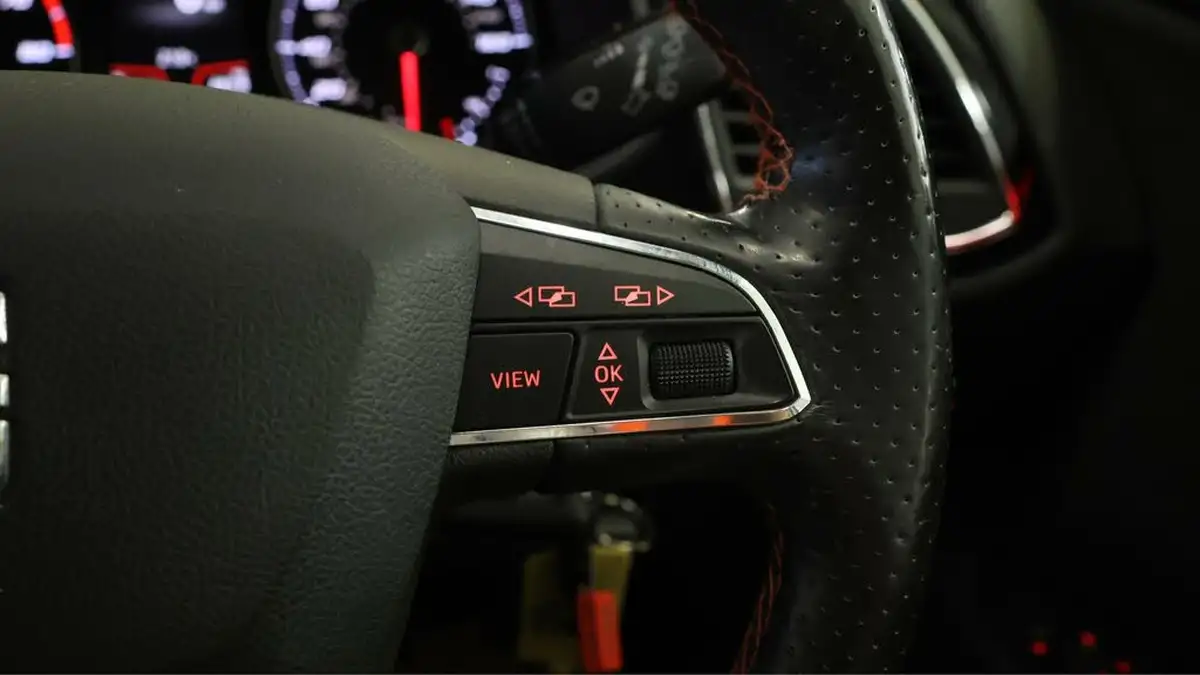 2019-seat-leon-15-tsi-evo-fr-130ps-ss-hatchback-big-22