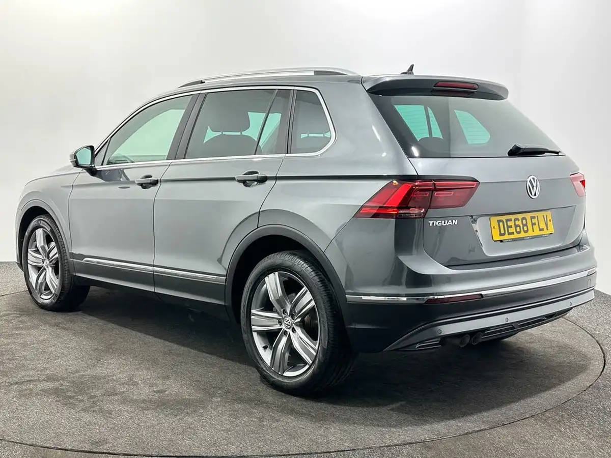 2018-volkswagen-tiguan-20tdi-sel-150ps-ss-dsg-big-5
