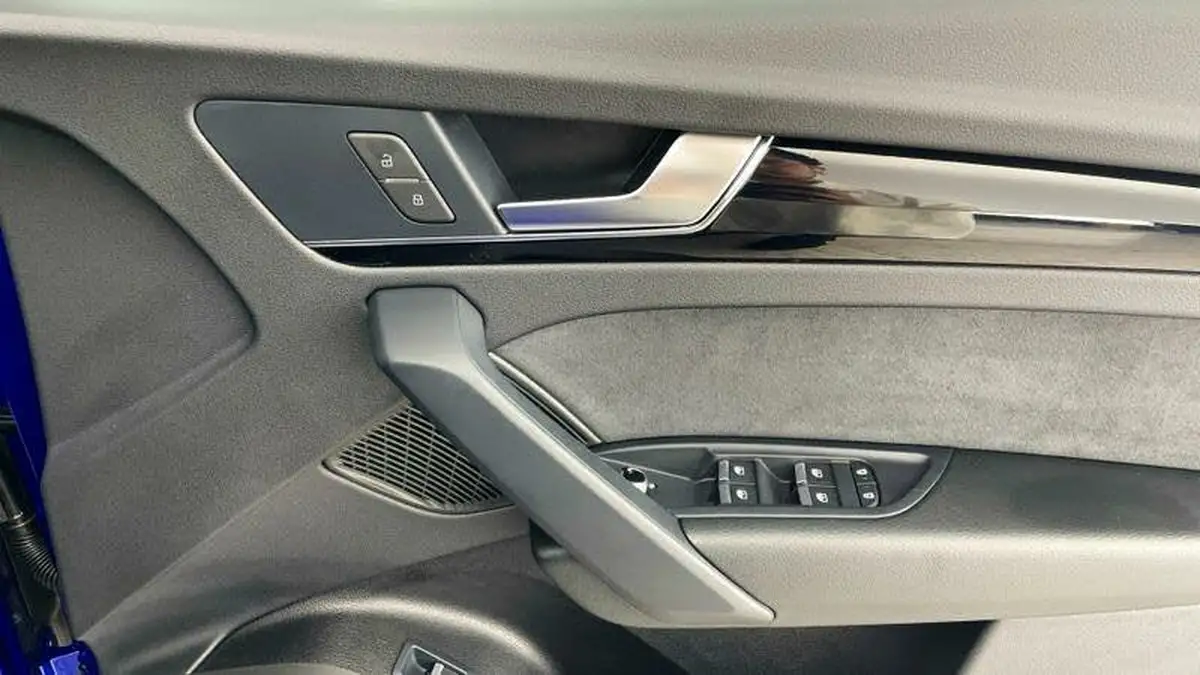 2024-audi-q5-20-tdi-s-line-big-18