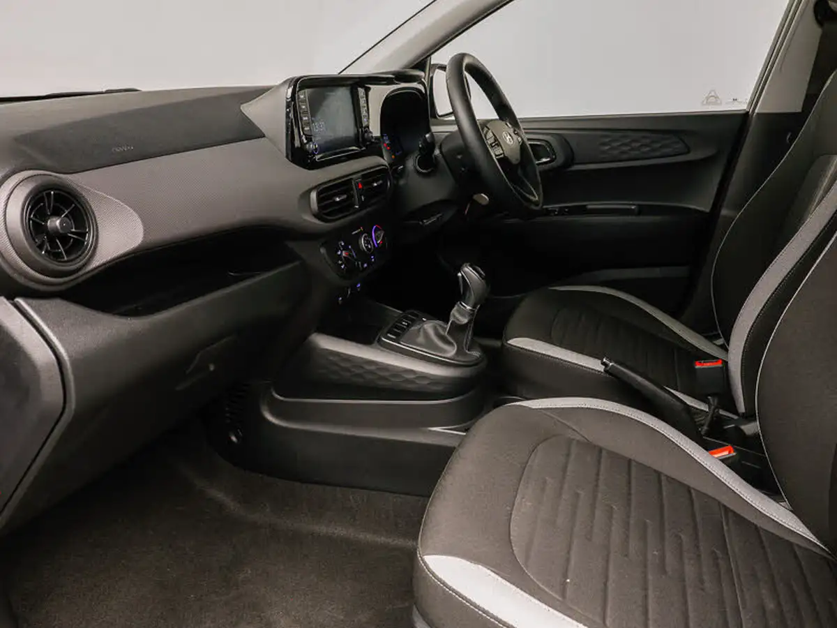 2024-hyundai-i10-10-advance-63ps-auto-big-4