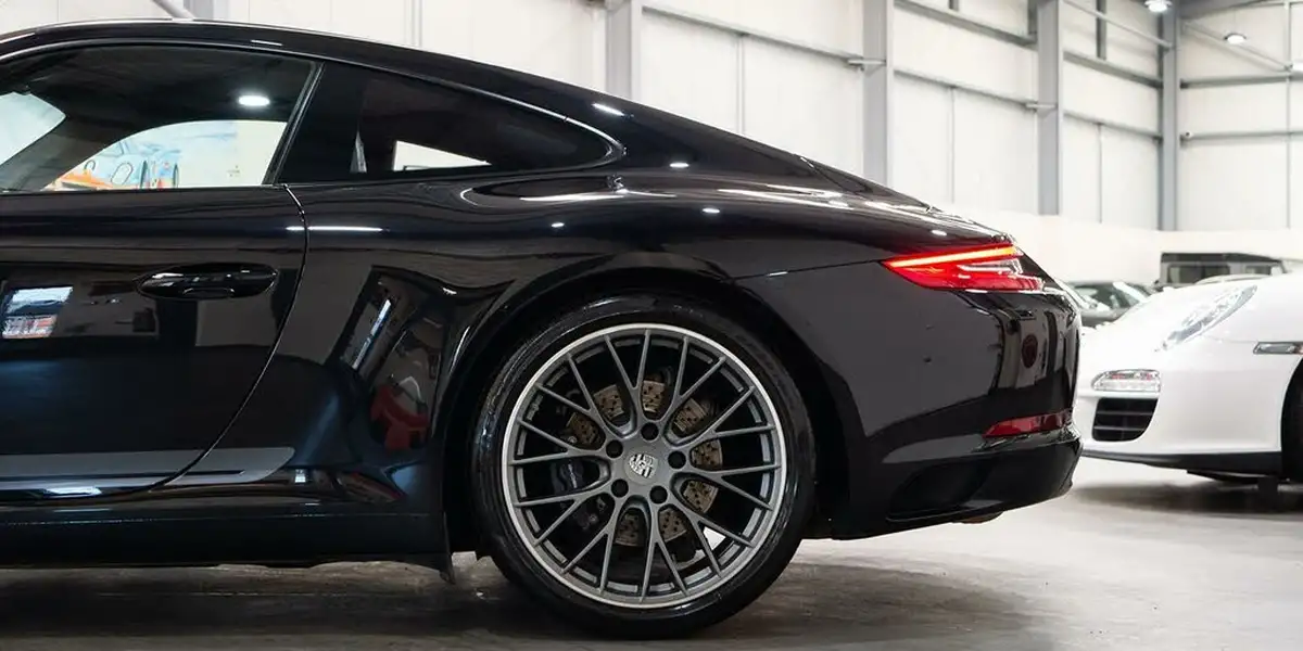2018-porsche-911-30-carrera-t-big-7