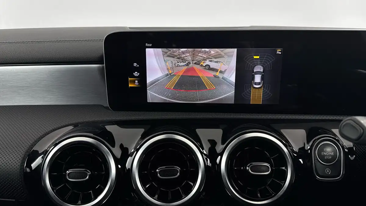 2020-mercedes-benz-cla-20-cla-35-amg-coupe-4d-big-17