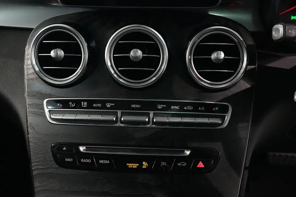 2019-mercedes-benz-glc-class-20-glc250-amg-night-edition-ss-big-41