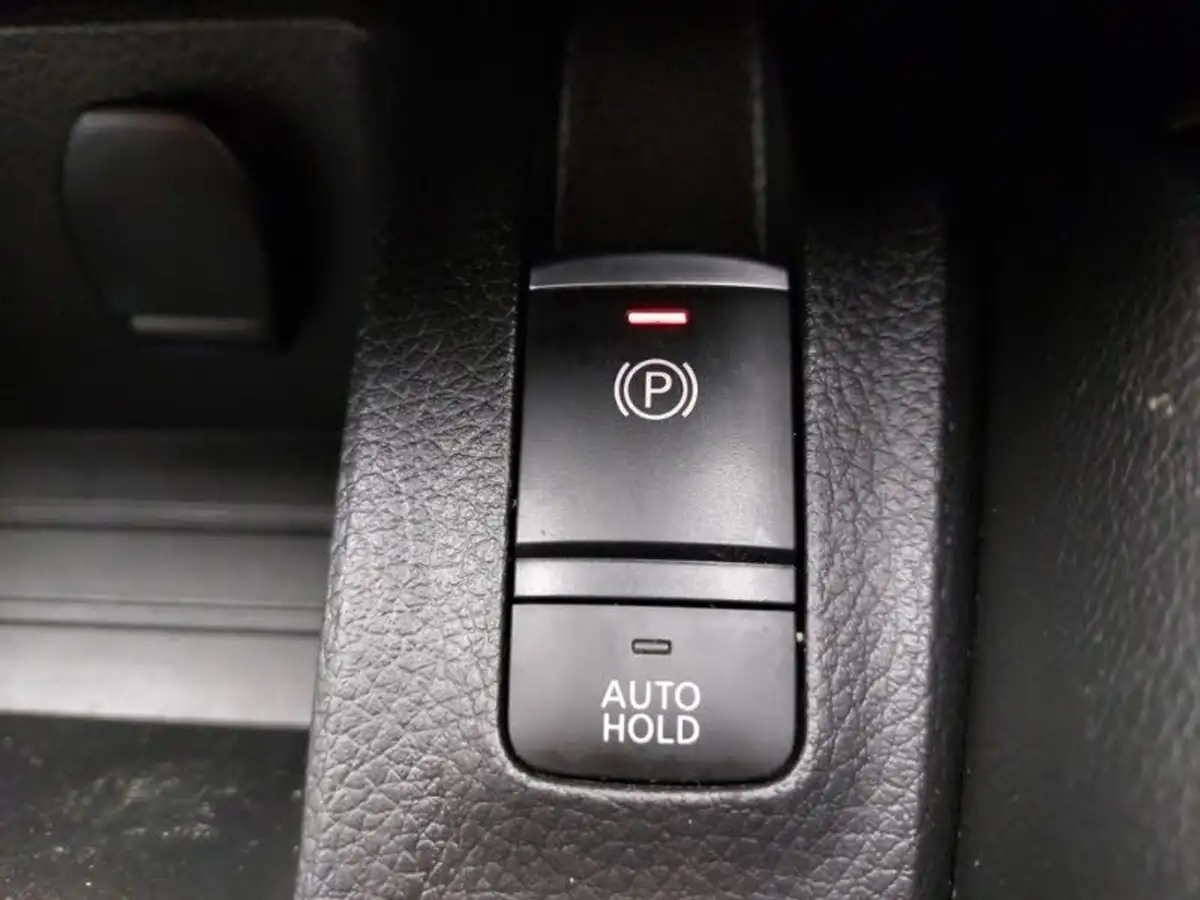 2018-nissan-qashqai-13-dig-t-acenta-premium-160ps-big-16
