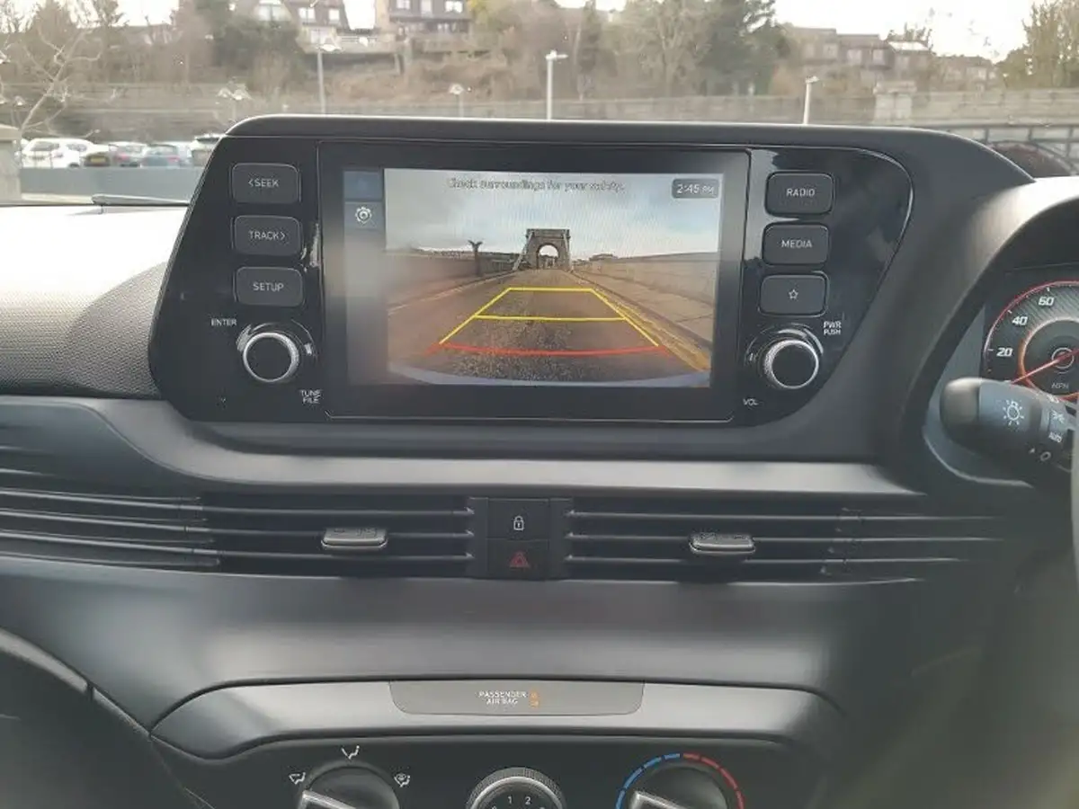 2024-hyundai-i20-10-t-gdi-advance-big-10
