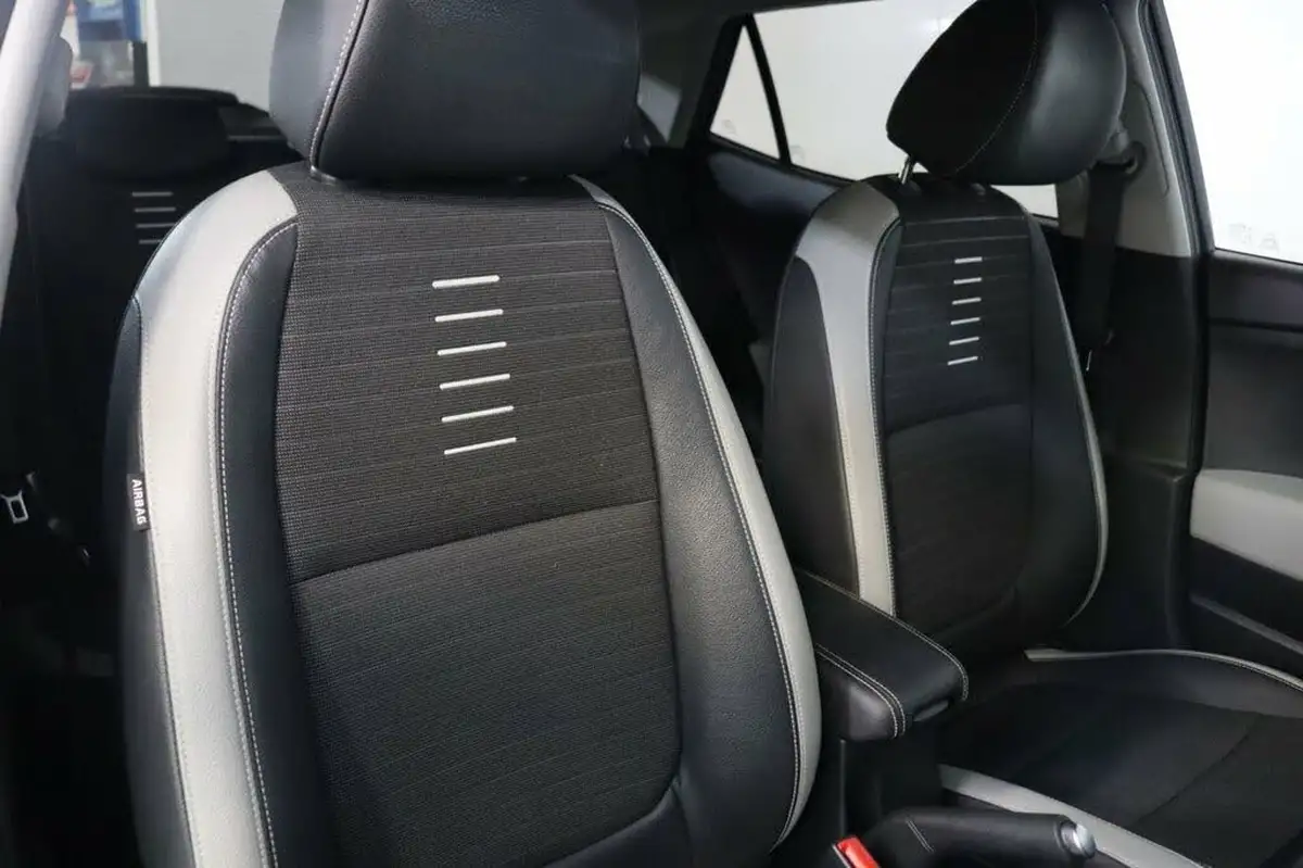 2021-kia-stonic-10-t-gdi-connect-big-17