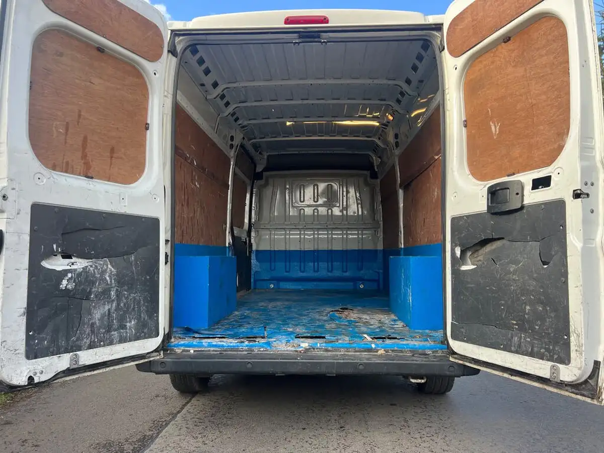 2019-peugeot-boxer-22-bluehdi-professional-335-l3-h2-panel-big-1