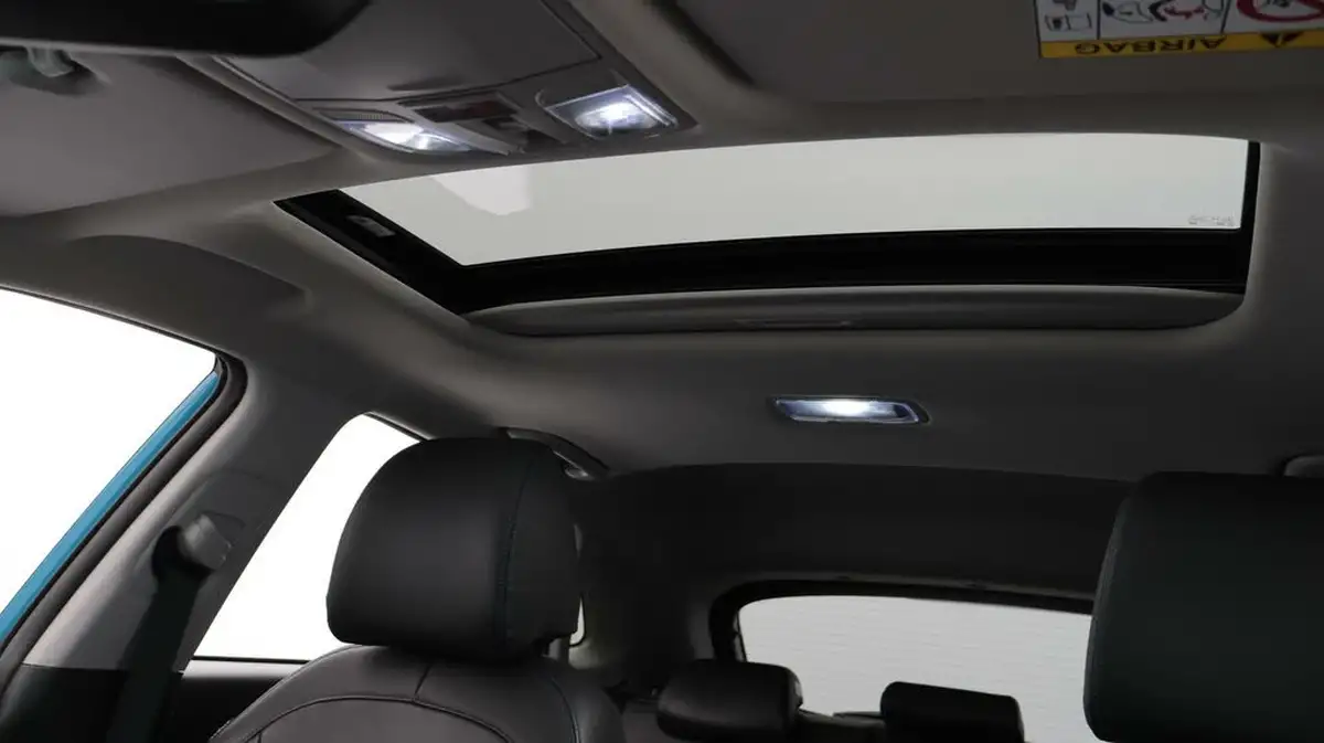 2023-hyundai-kona-e-ultimate-204ps-64kwh-105kw-obc-big-30