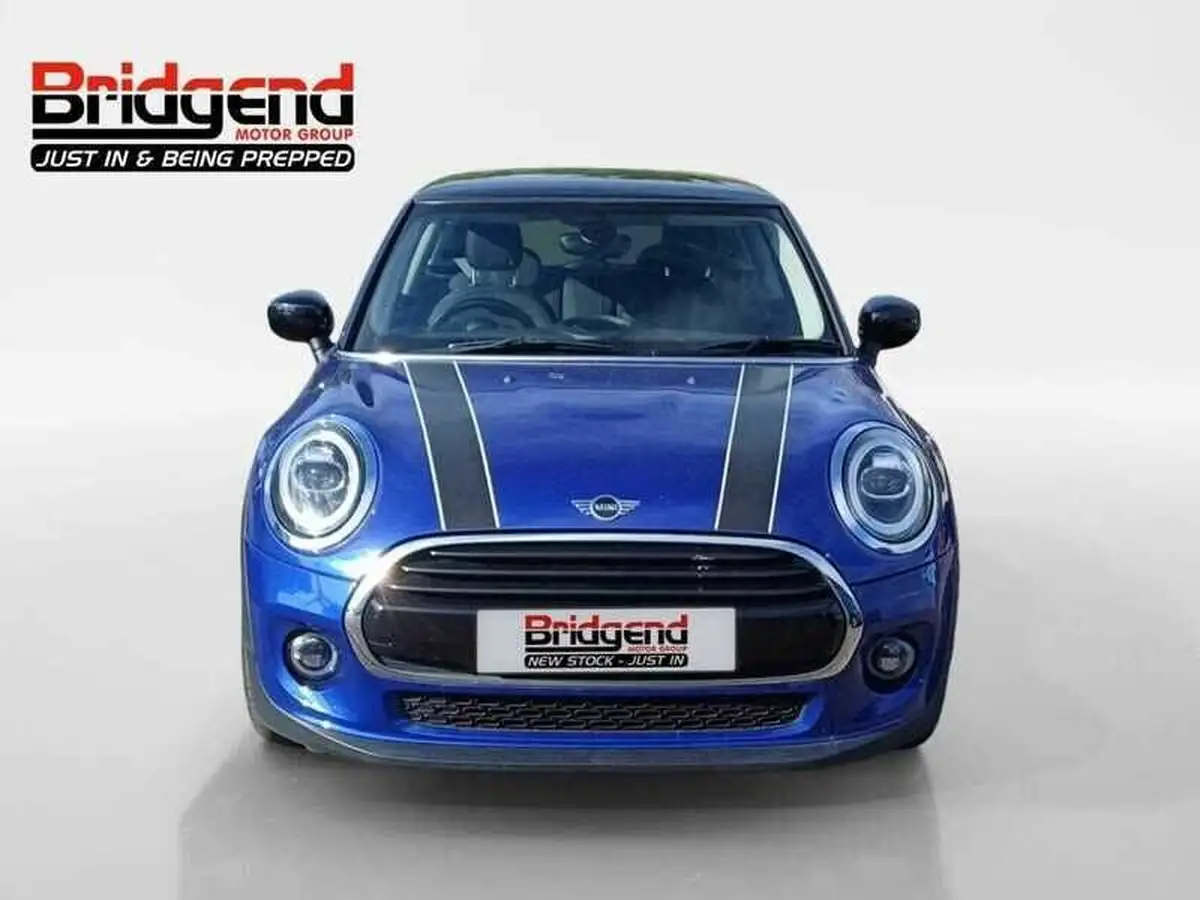 2020-mini-cooper-15-cooper-classic-nav-hatchback-3d-big-1
