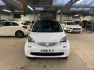 2017-smart-fortwo-09-edition-white-small-17