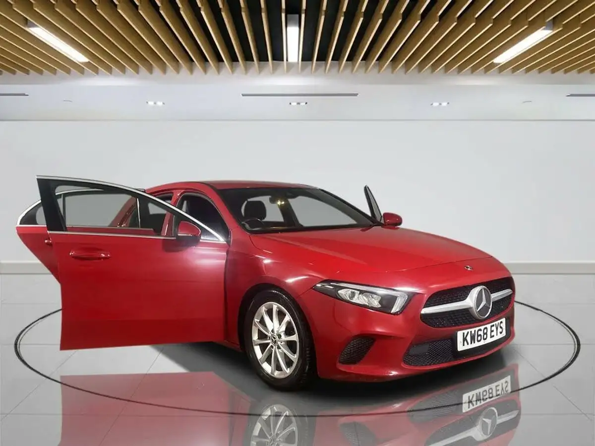 2018-mercedes-benz-a-class-15d-a180d-sport-116ps-ss-hatchback-5d-7g-dct-big-9
