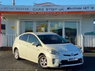 2015-toyota-prius-18-t-spirit-small-4