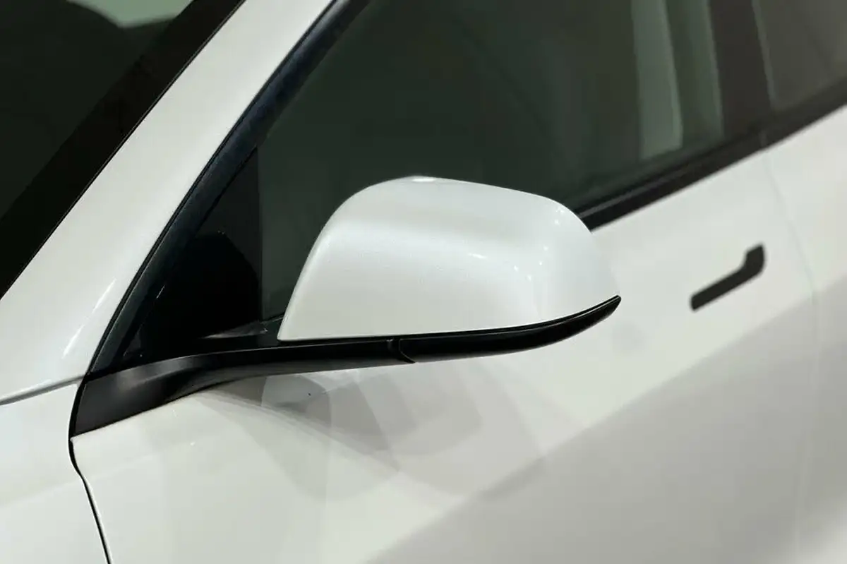 2020-tesla-model-3-e-long-range-big-12