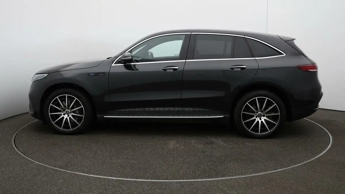 2022-mercedes-benz-eqc-e-eqc-400-amg-line-big-56