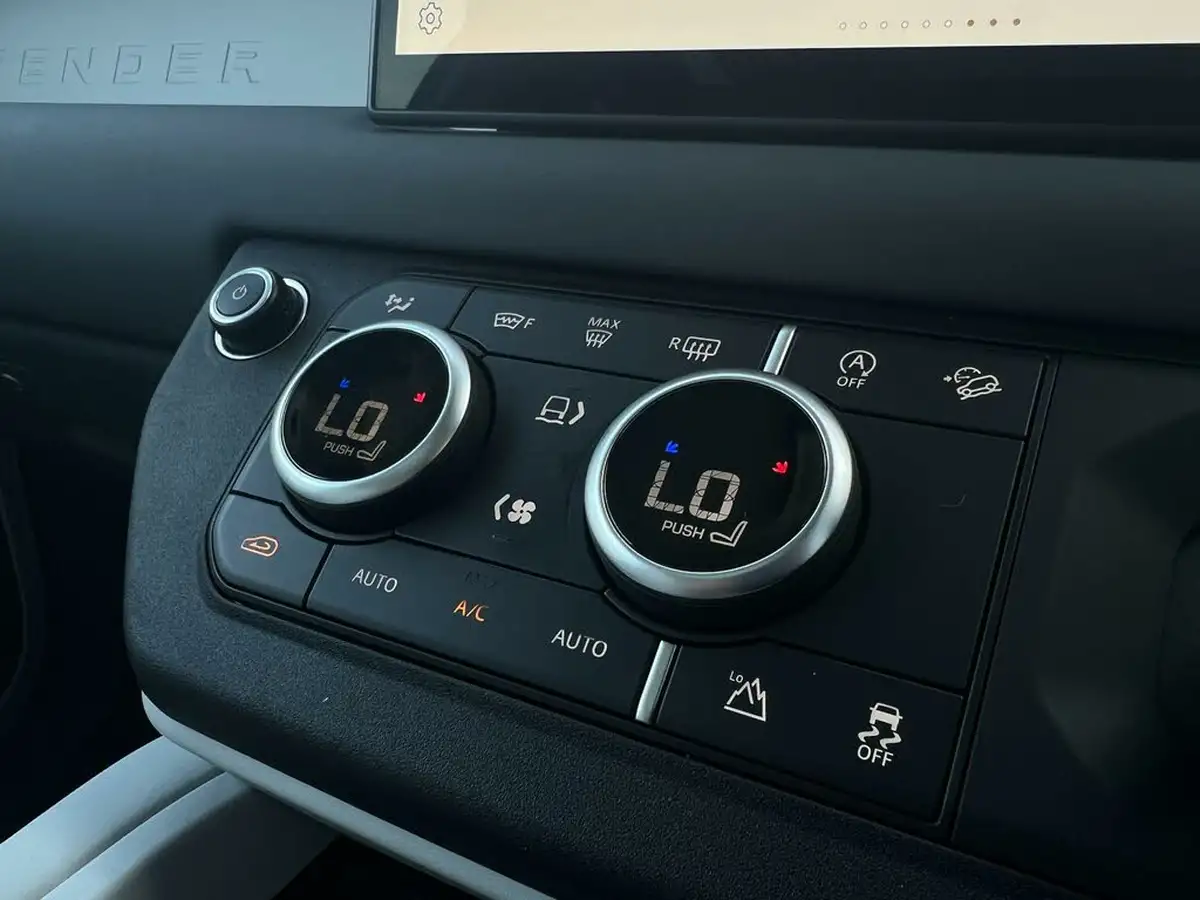 2025-land-rover-90-defender-30-d350-x-dynamic-se-big-27