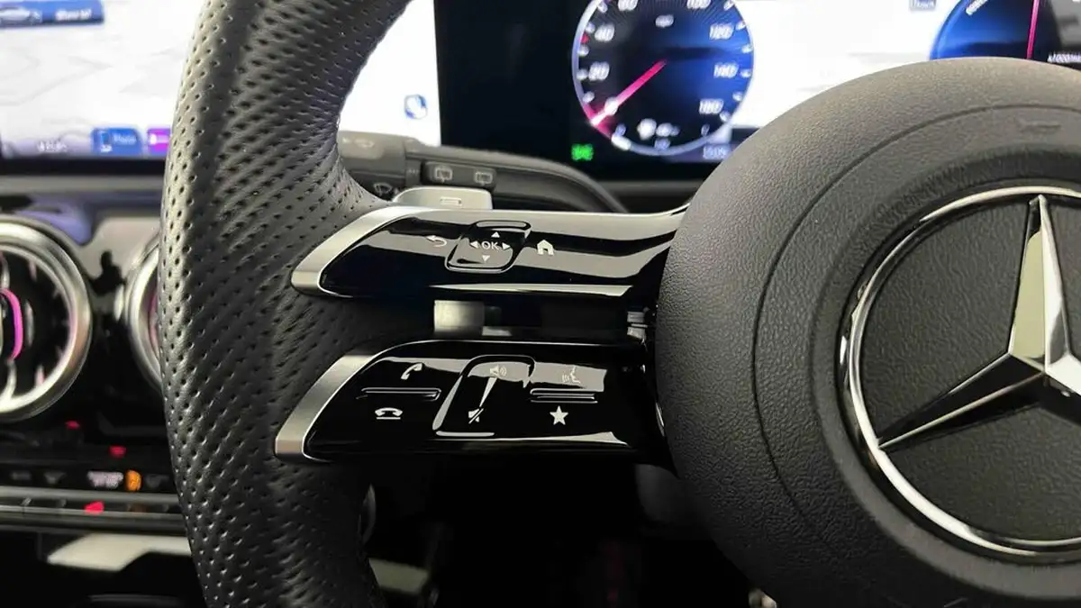 2023-mercedes-benz-cla-13-cla-250e-amg-line-premium-plus-shooting-brake-5d-big-17