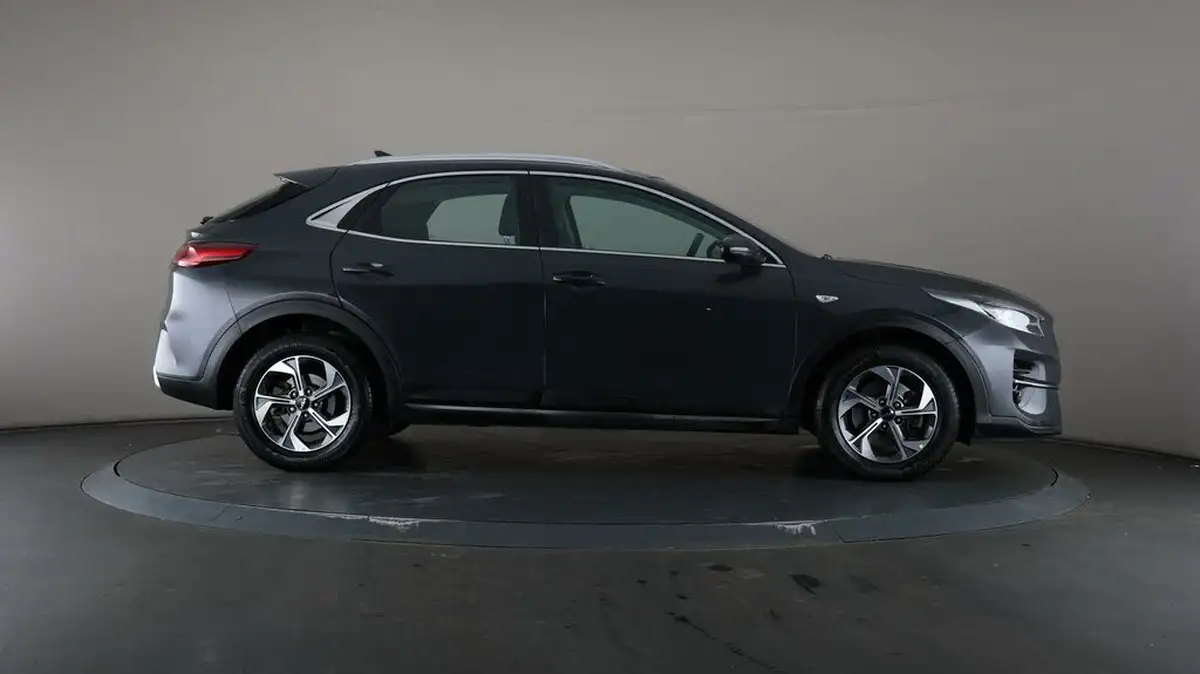 2022-kia-xceed-10-t-gdi-2-big-50