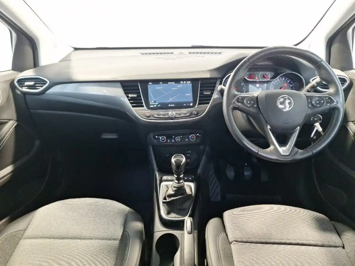 2022-vauxhall-crossland-12-elite-edition-130ps-big-2