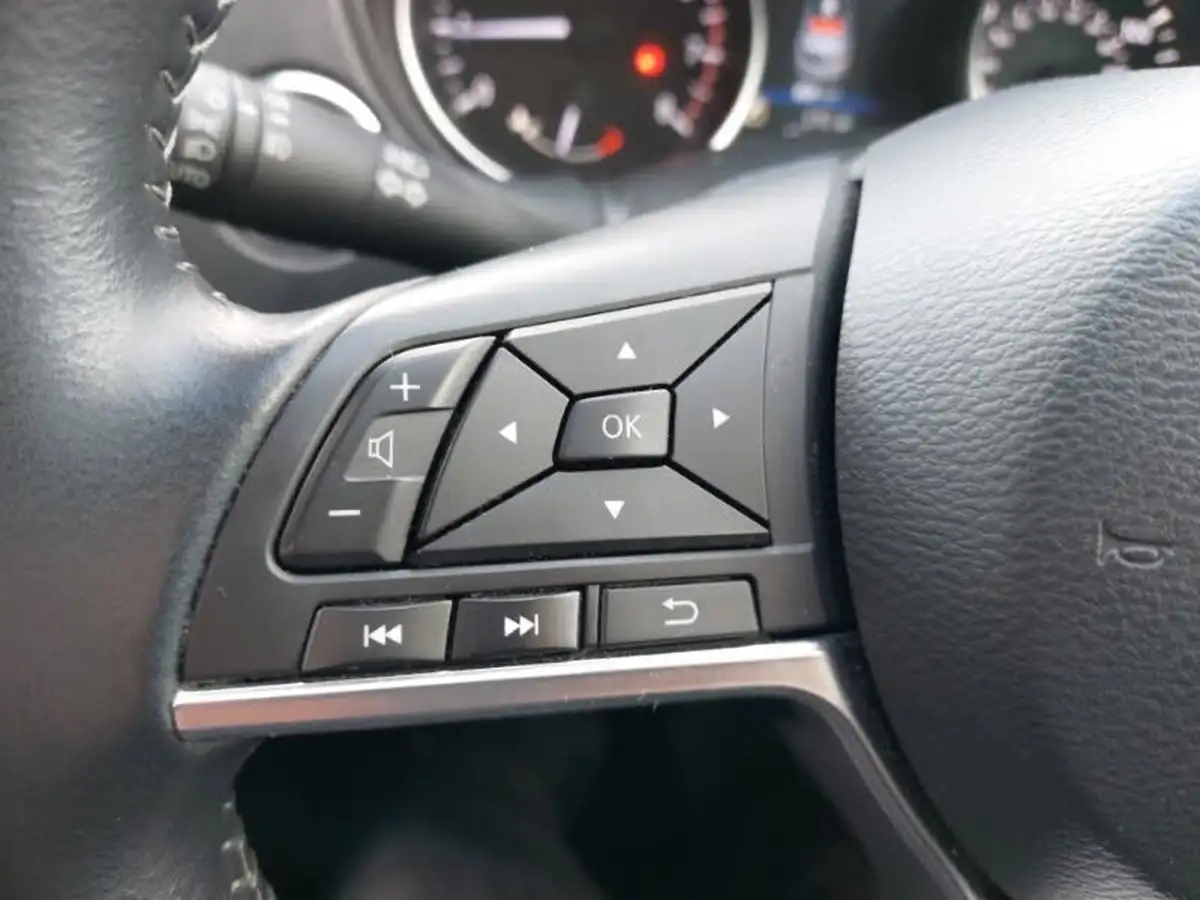 2019-nissan-qashqai-13-dig-t-tekna-160ps-dct-big-15