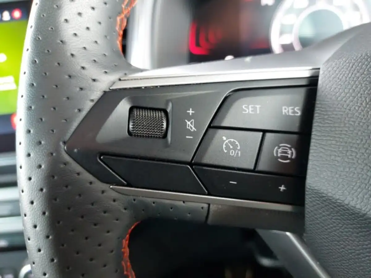 2024-seat-ateca-15-ecotsi-fr-big-9