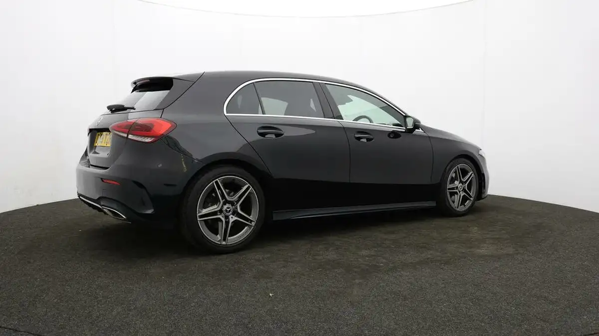 2019-mercedes-benz-a-class-13-a200-amg-line-hatchback-5d-big-26