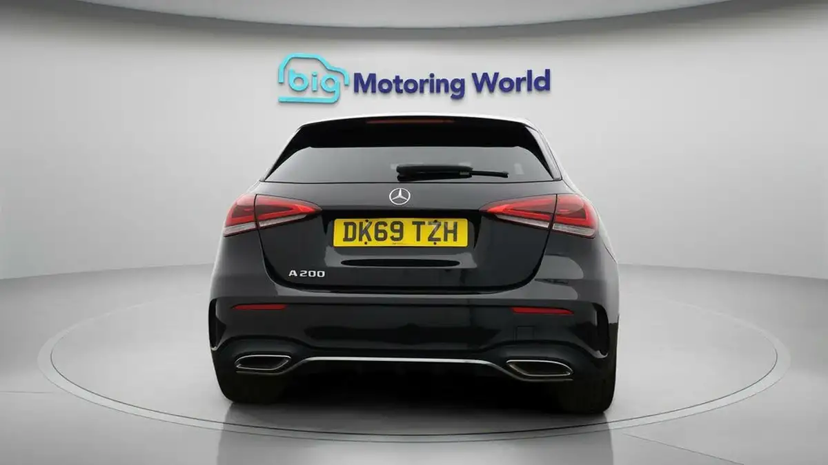 2019-mercedes-benz-a-class-13-a200-amg-line-hatchback-5d-big-5