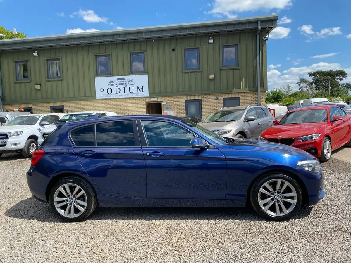 2016-bmw-1-series-15td-116d-sport-5d-big-16