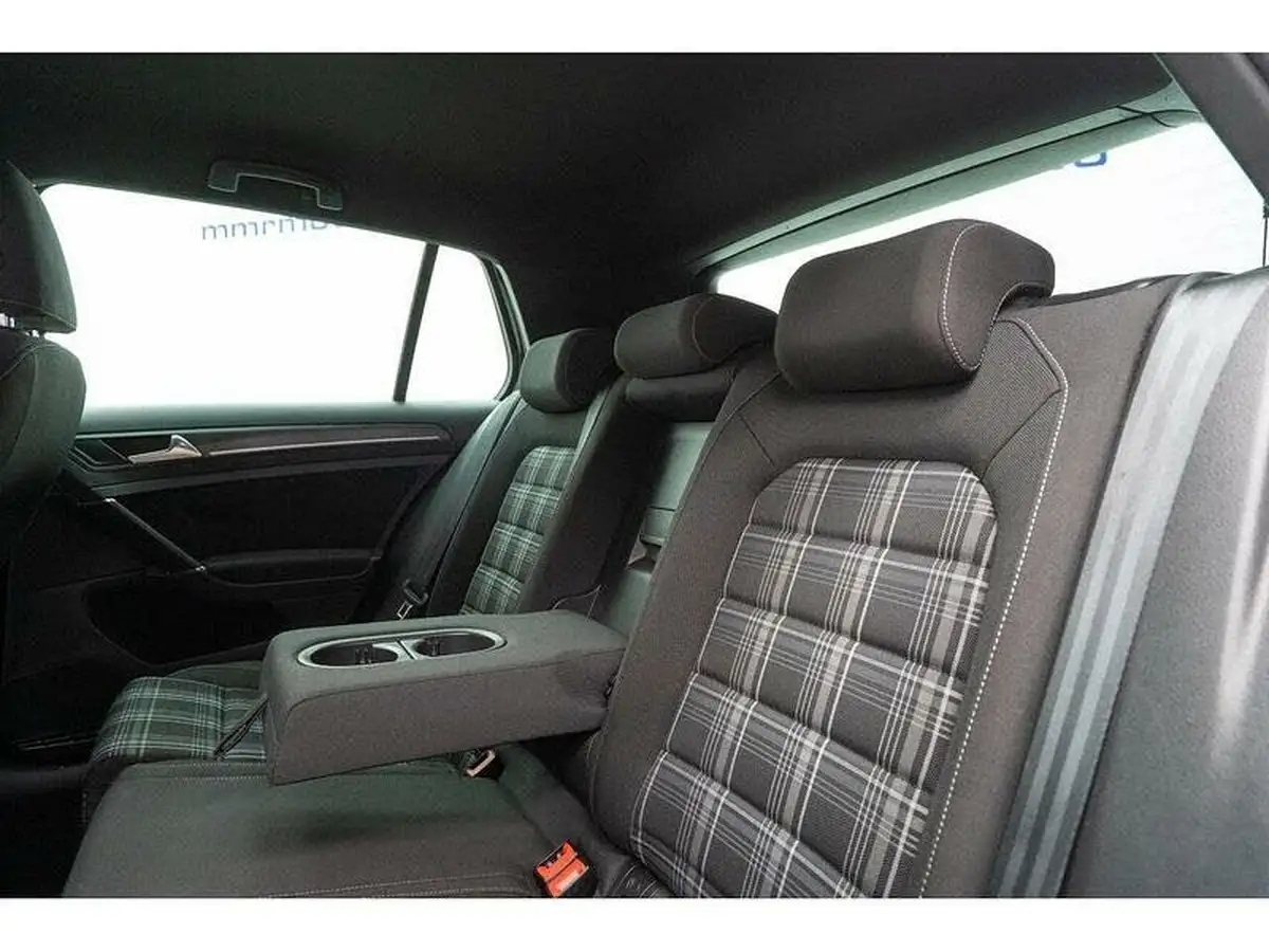 2017-volkswagen-golf-20tdi-gtd-blueline-ss-hatchback-5d-big-41