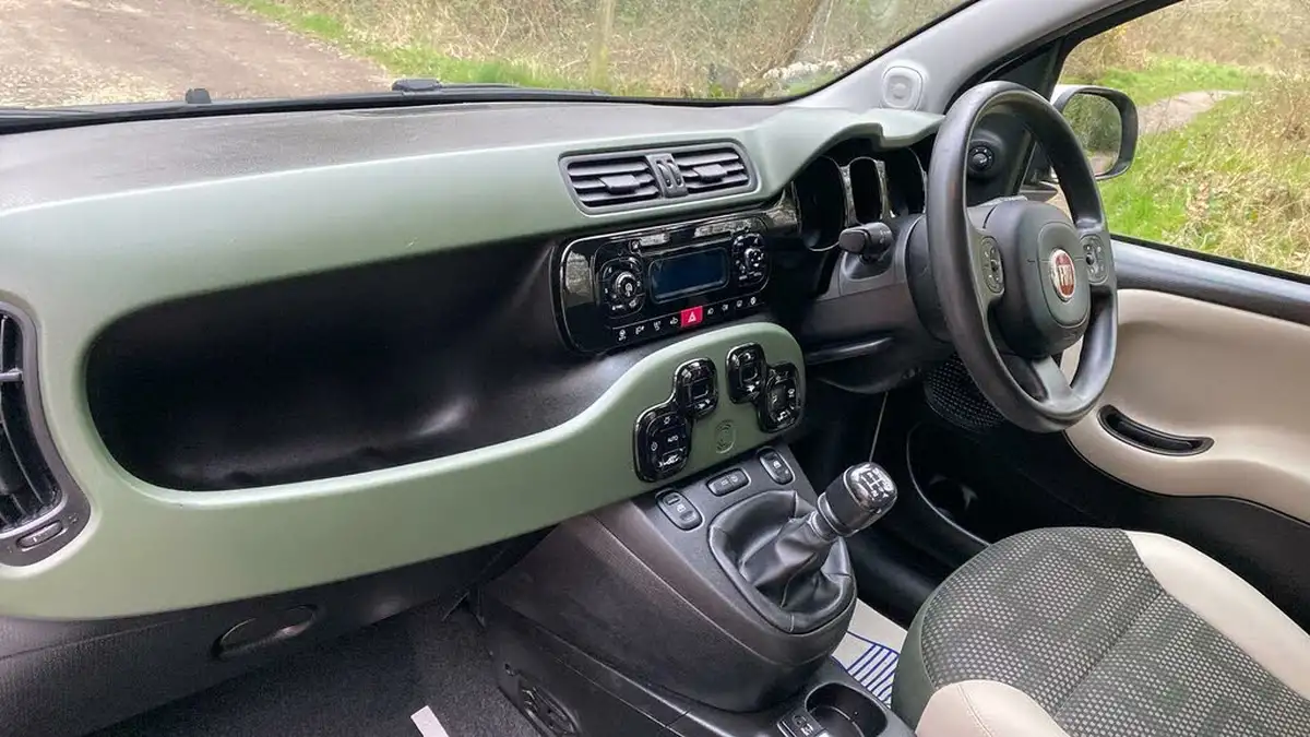 2014-fiat-panda-09-trekking-big-59