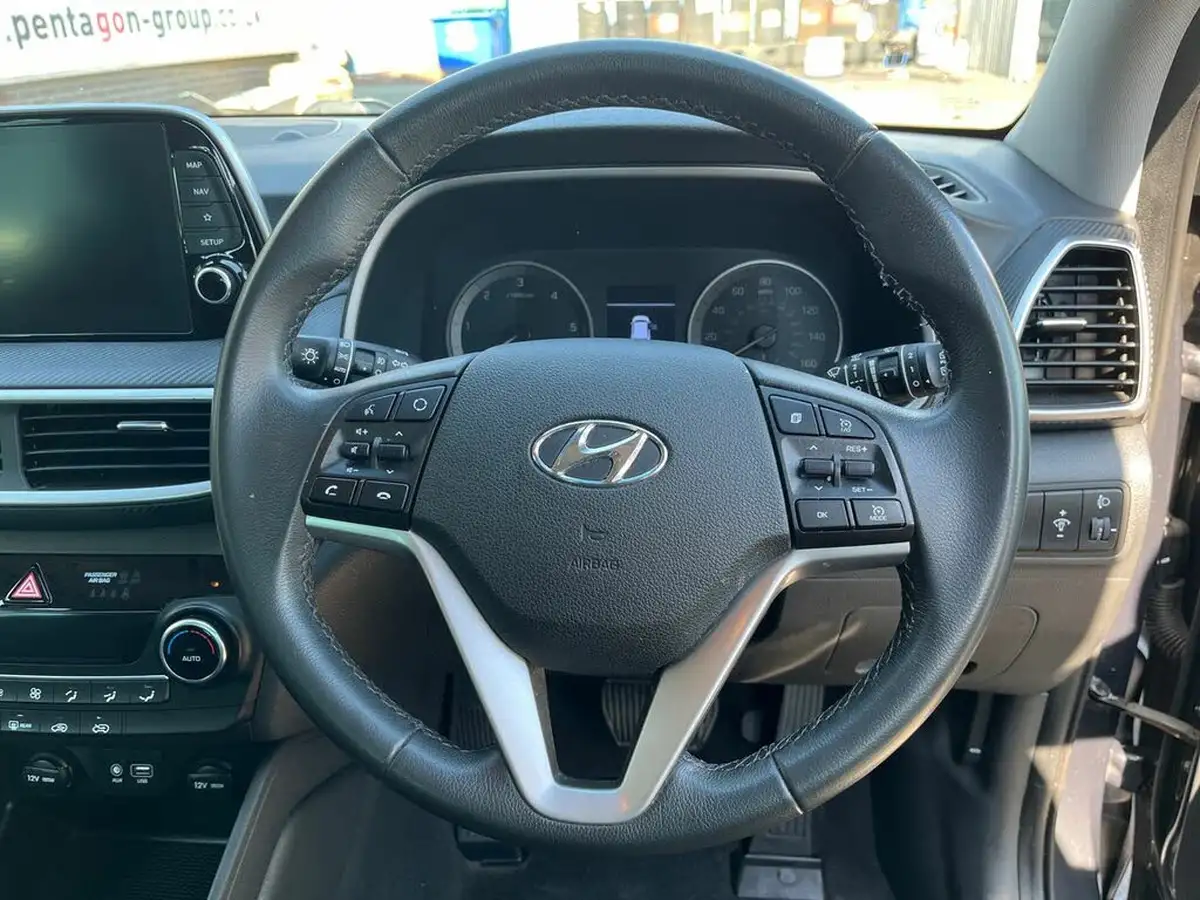 2020-hyundai-tucson-16crdi-se-nav-136ps-48-volt-hybrid-dct-big-24