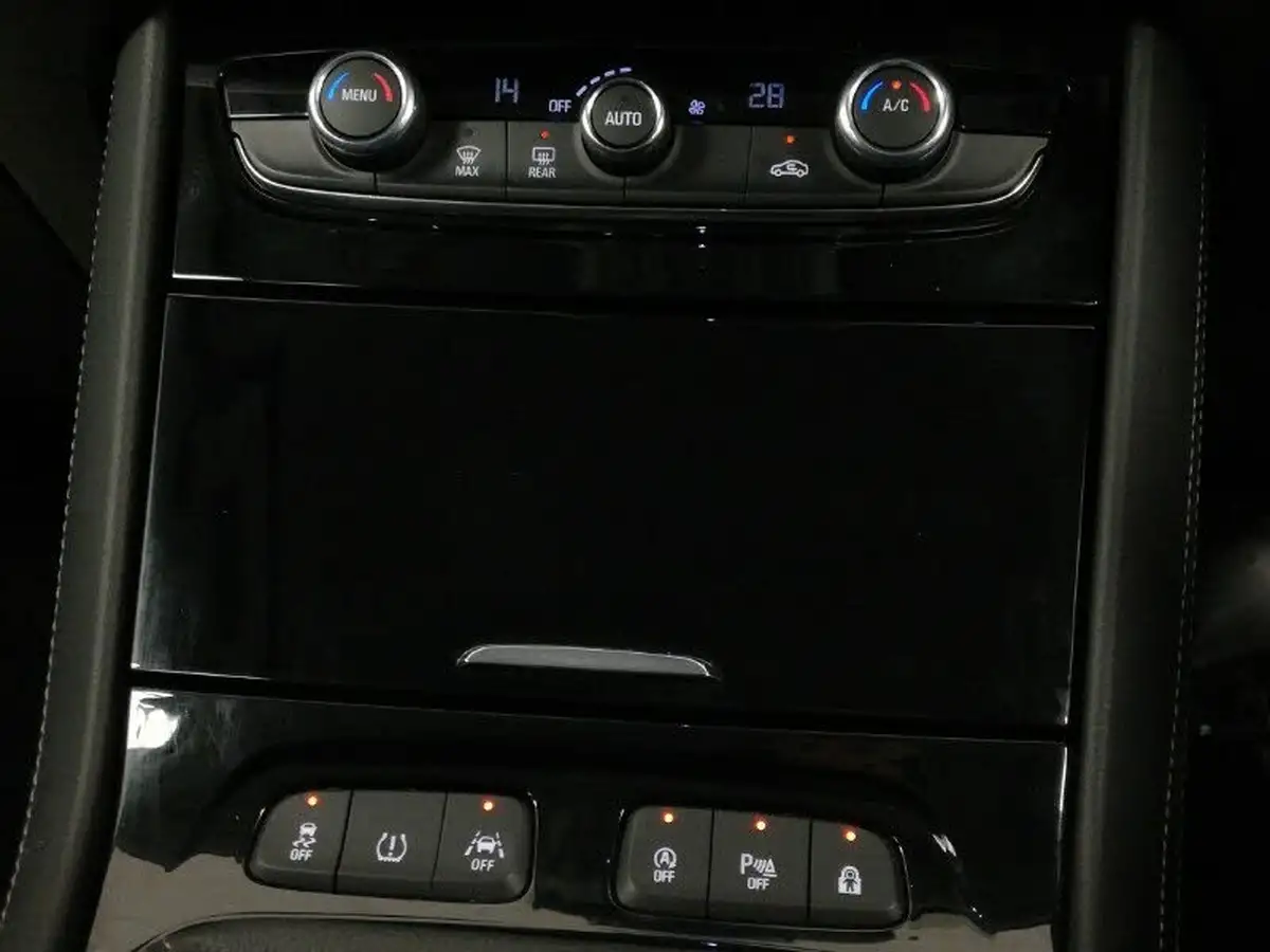 2021-vauxhall-grandland-x-12-business-edition-nav-big-17