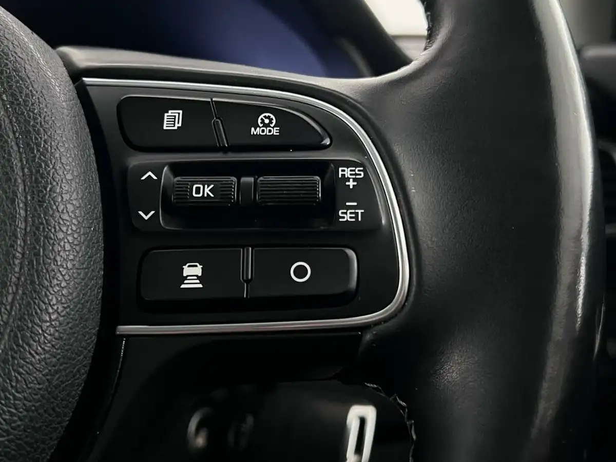 2018-kia-niro-16-gdi-3-156kwh-16-alloy-wheels-big-19