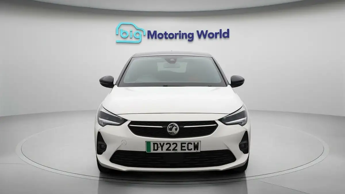2022-vauxhall-corsa-e-sri-premium-big-2