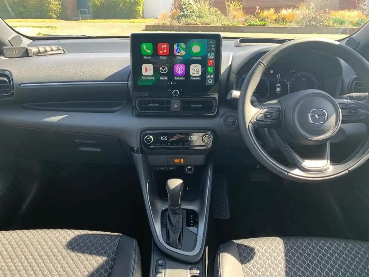 2025-mazda-mazda2-15-homura-plus-big-11
