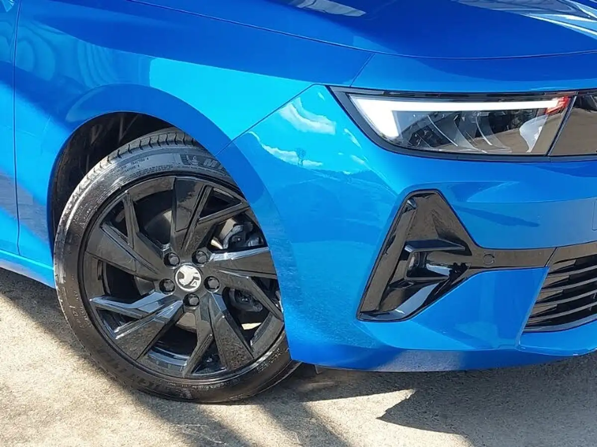 2024-vauxhall-astra-12-turbo-gs-130ps-sport-tourer-auto-big-8