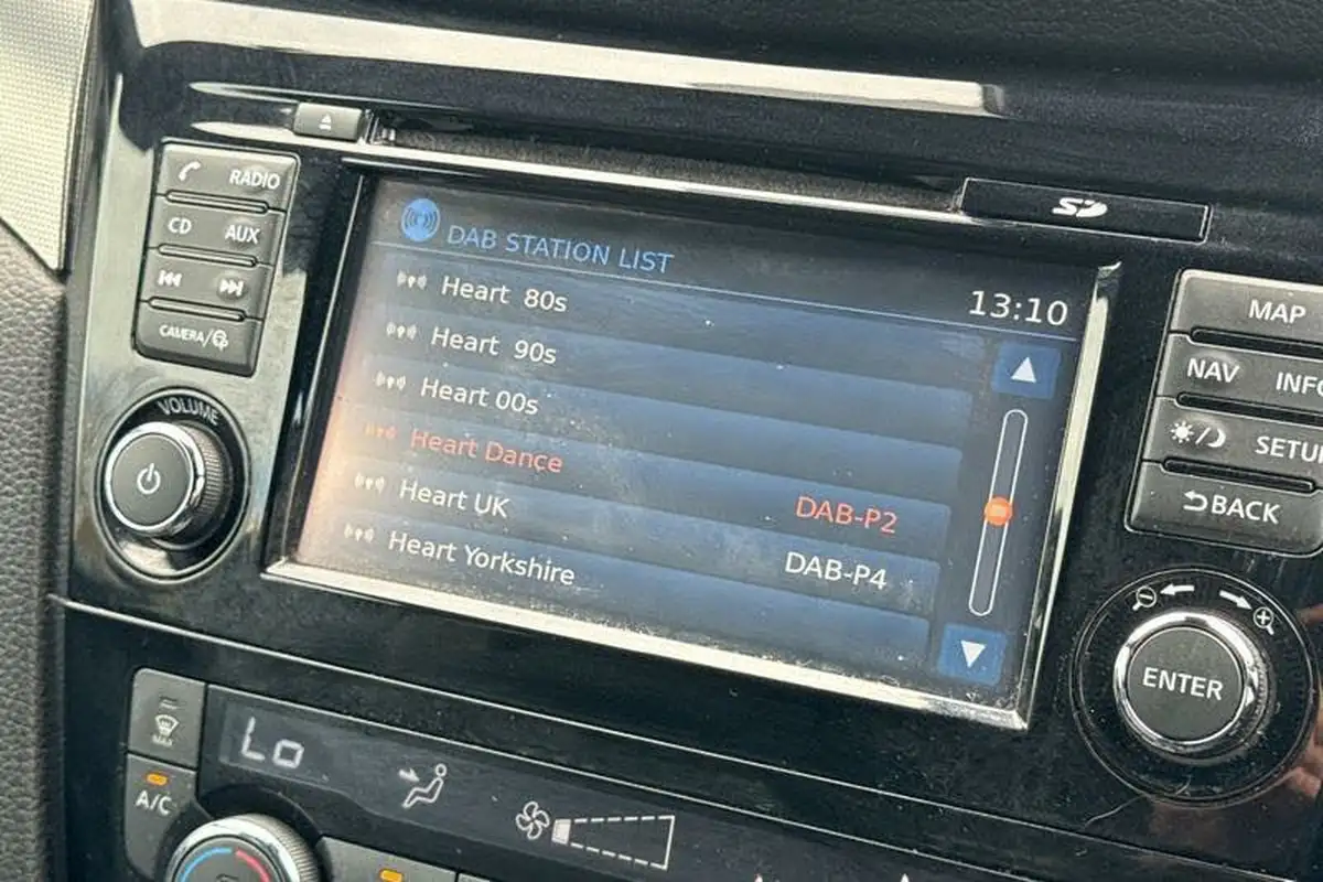 2019-nissan-qashqai-13-dig-t-tekna-160ps-big-24